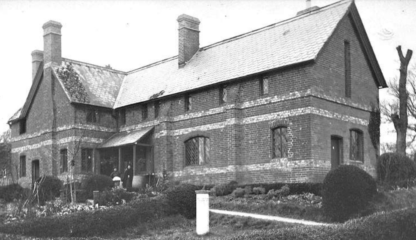 Brimpton History The Almshouses Brimpton Village